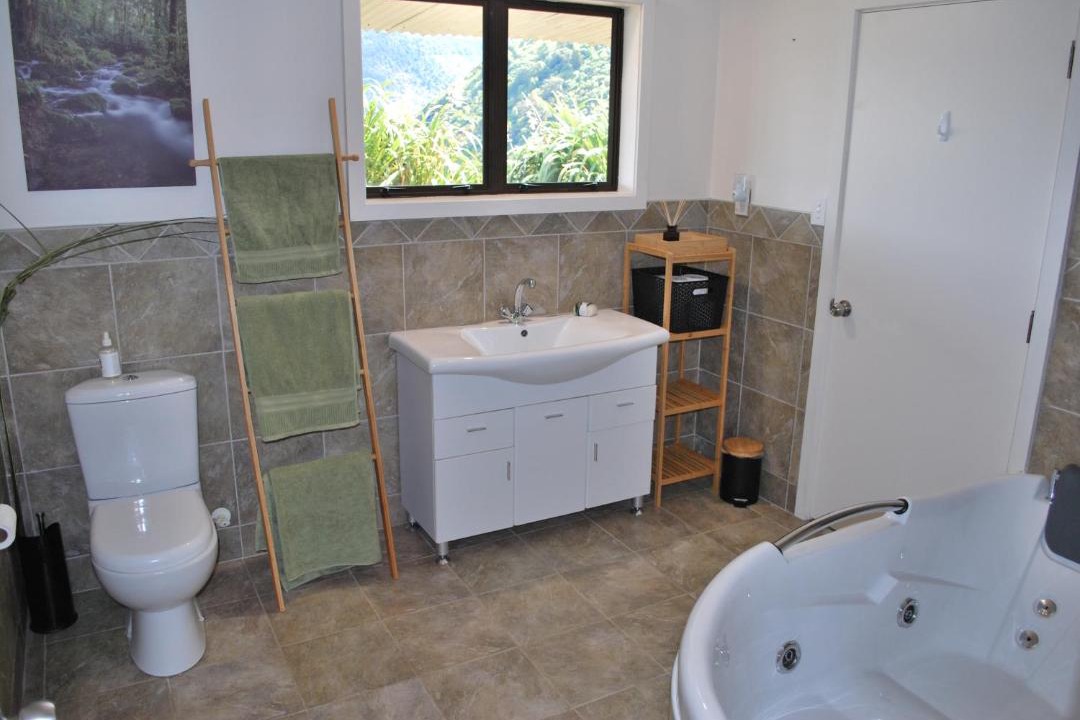 Photo of Bathroom in Kairuru