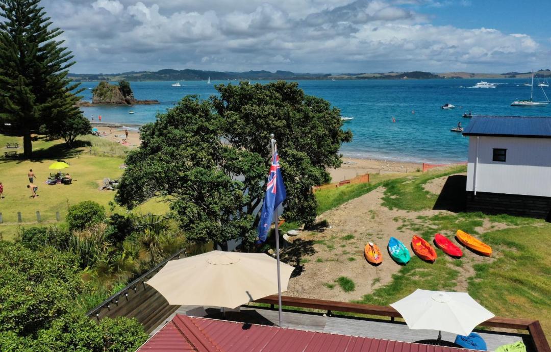 Photo of Others in Russell