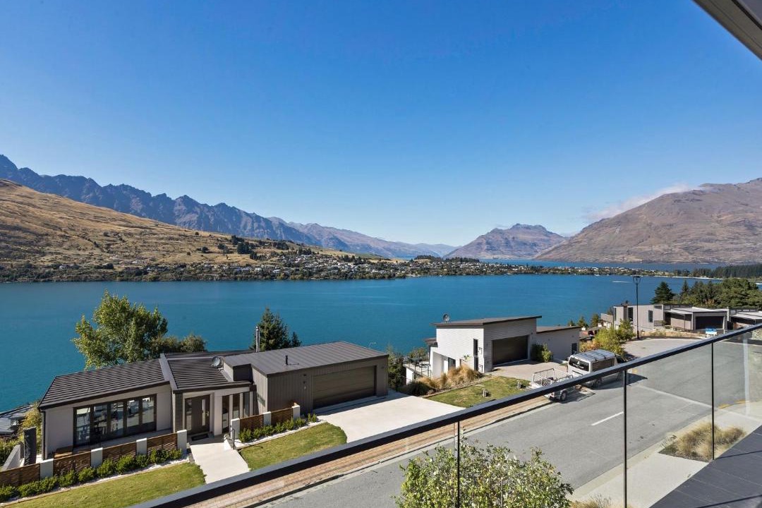 Photo of Others in Queenstown