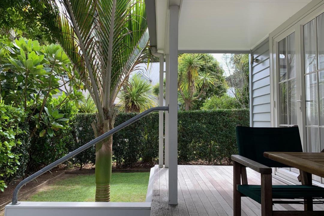 Photo of Patio Balcony in Russell