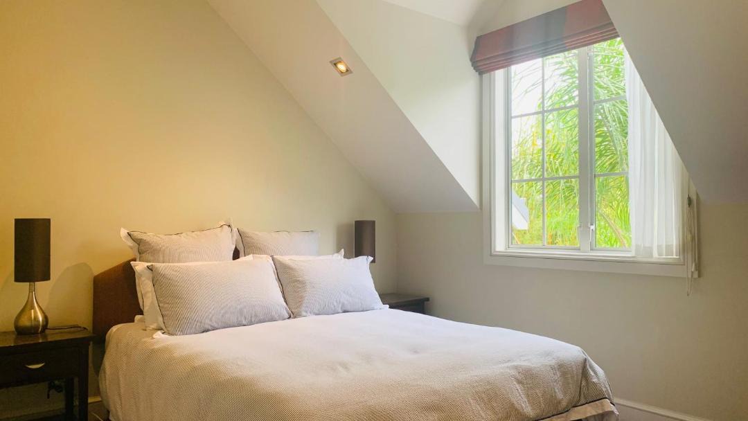 Photo of Bedroom in Russell