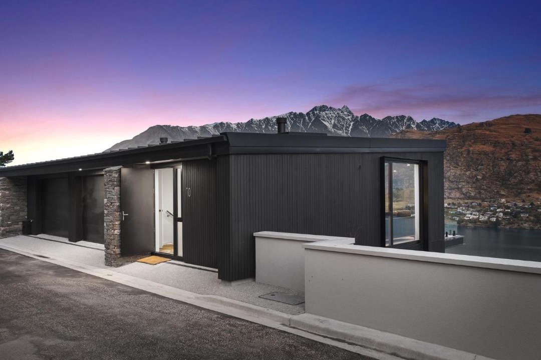 Photo of Others in Queenstown