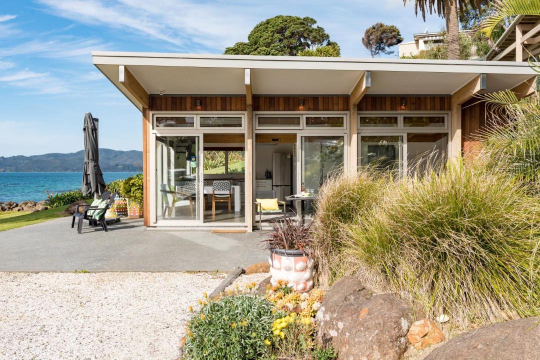 Photo of Others in Cable Bay