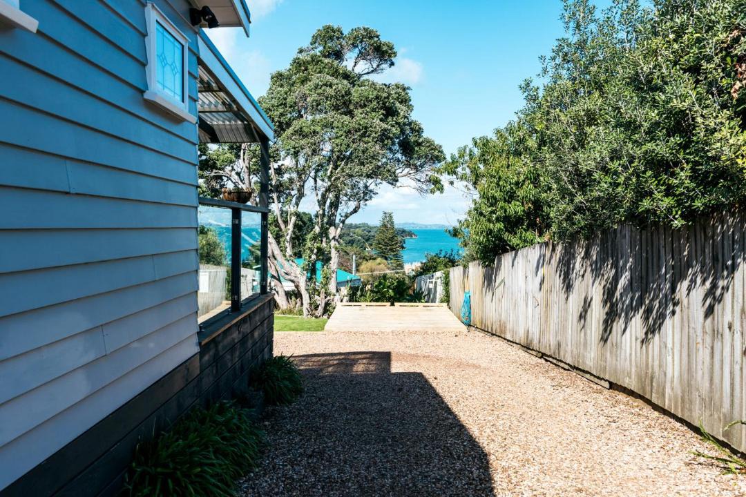 Photo of Others in Surfdale