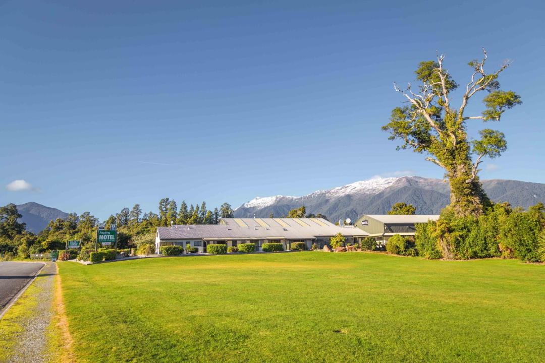 Photo of Others in Haast