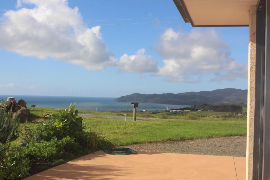 Photo of Others in Cable Bay