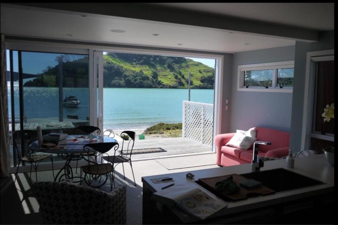 Photo of Livingroom in Pataua