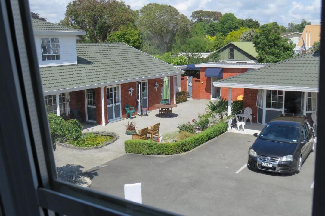 Photo of Others in Springlands
