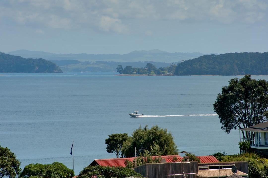 Photo of Others in Russell
