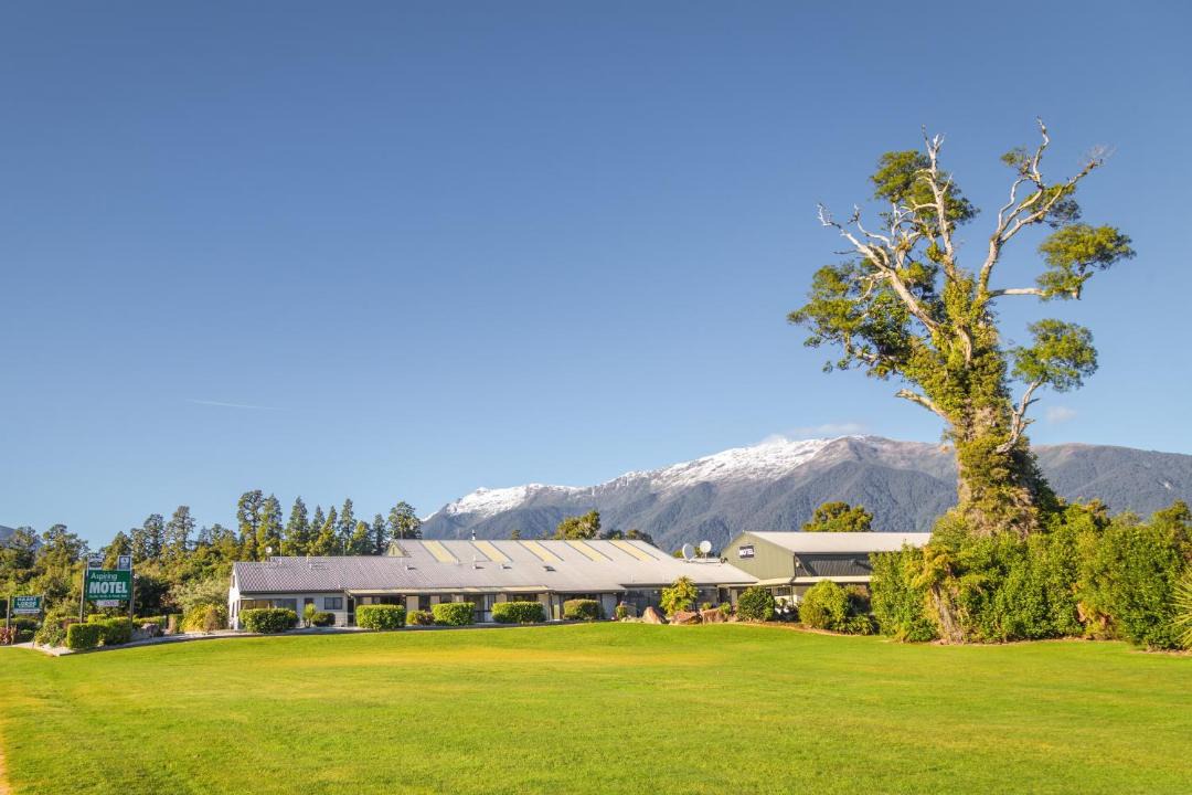 Photo of Others in Haast