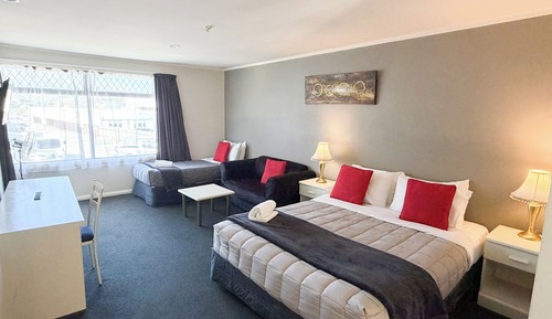 Basic Twin Room
