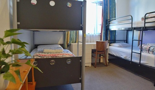 Shared Dormitory (6 Person, Female Only)