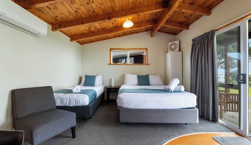 Studio (Motel)