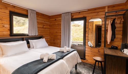 Twin Room (Shared Bathroom)