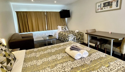 Executive Triple Room