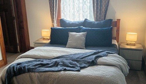 Deluxe Suite, 1 Queen Bed