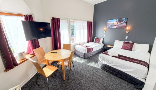 Extra Large Twin Room Budget