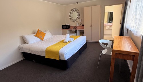 Basic Double Room