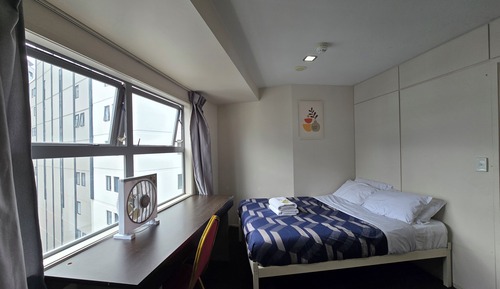 3-Bedroom Apartment with 3 Double Beds