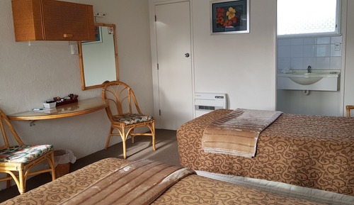 Queen Room 2 