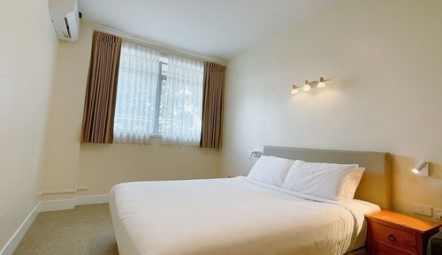 Deluxe Double Room, 1 King Bed, Kitchenette