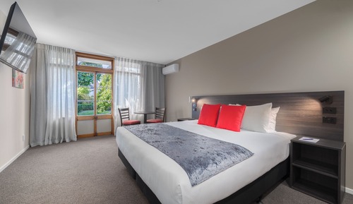 Deluxe Room, 1 King Bed, Non Smoking