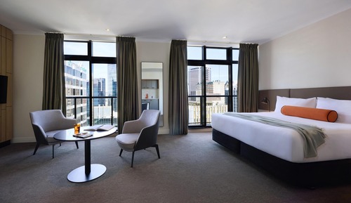 Premier Guest Room with City View
