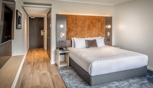 Deluxe Room, 1 King Bed