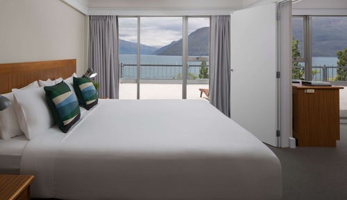 Junior Suite, 1 Bedroom, Lake View