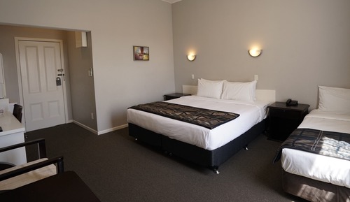 Studio Room - King & Single Bed