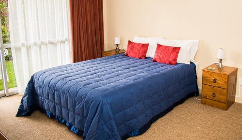 Standard Studio, 1 Queen Bed, Non Smoking, Kitchenette (Studio)