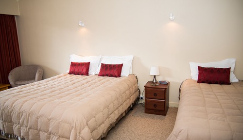 Standard Studio, Non Smoking, Kitchenette (Twin)