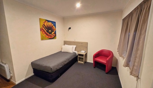 1 Bedroom Suite