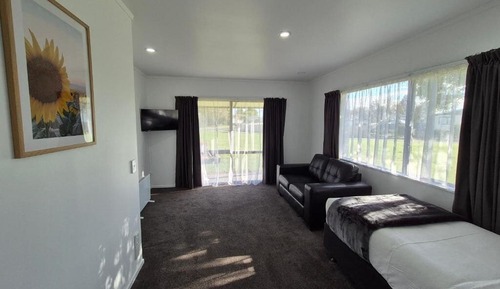 Family Apartment, 1 Bedroom, Accessible, Courtyard View