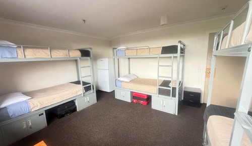 Basic Shared Dormitory, Mixed Dorm