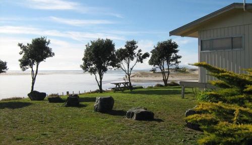 Bungalow - Beach Front