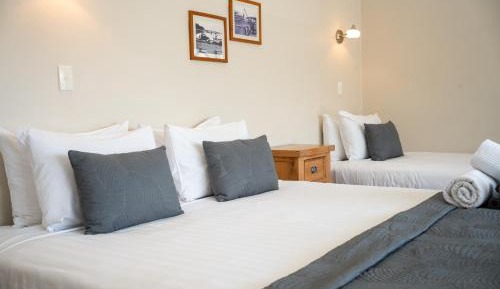 Studio with Balcony 7 (Adults Only)