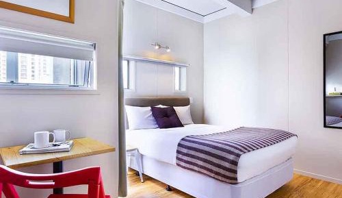 Deluxe Studio - High Floor