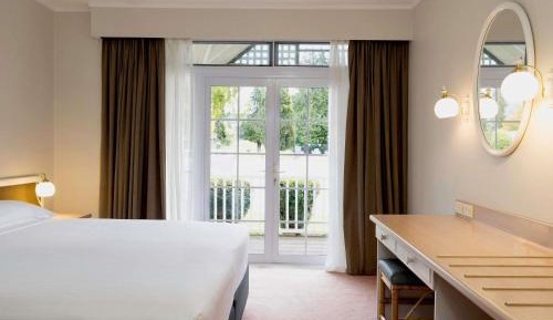 Standard King Room