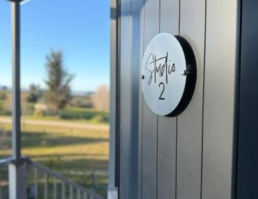 One-Bedroom Apartment - Non-Smoking
