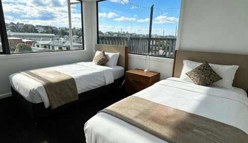 Twin Room with Shared Bathroom