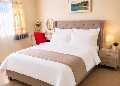 Deluxe Queen Room