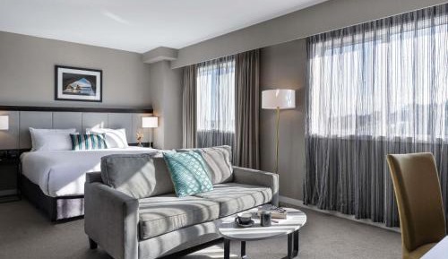 Deluxe Room with King Bed