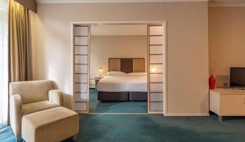Junior Suite One King Bed