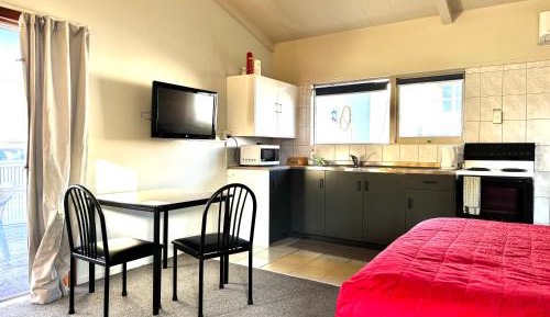 Business One-Bedroom Apartment