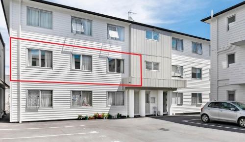Four-Bedroom Apartment
