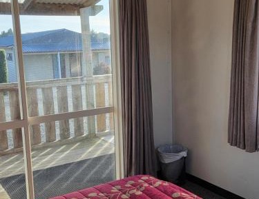 Queen Room with Shared Bathroom
