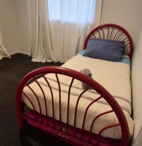 Standard Twin Room with Shared Bathroom
