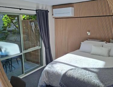 King Room with Garden View