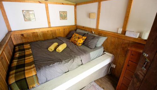 Double Room with Shared Bathroom
